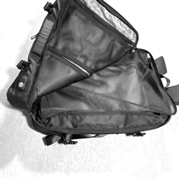 Mark Ryden Black Travel Backpack Laptop Bag 18"x12"x8" - Picture 6 of 9